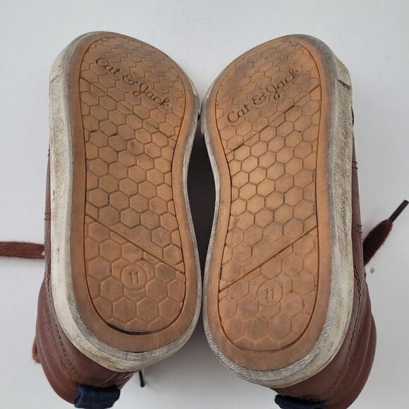 CAT & JACK toddler boys faux leather boot - Picture 6 of 6